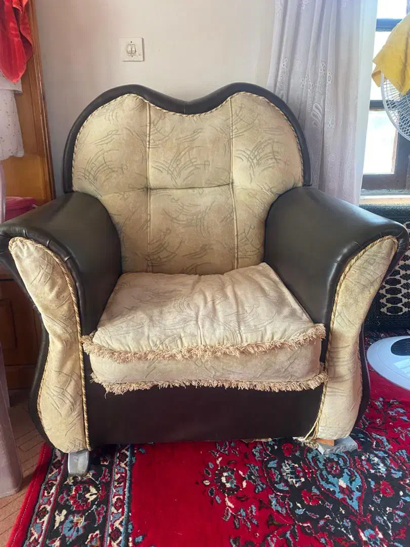 مبل ۷نفره سه میلیون در منطقه سیسنگان|مبلمان خانگی و میز عسلی|نوشهر, |دیوار