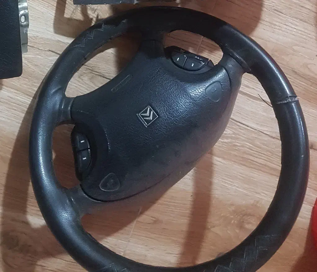 درعقب شاگرد سفید بی رنگ داشبورد و لوازم زانتیا|قطعات یدکی و لوازم جانبی|تبریز, |دیوار