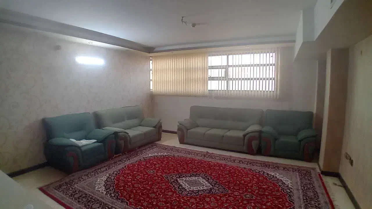 85متر.2خواب.تاپ لوکیشن.خادمی|اجارهٔ آپارتمان|اصفهان, آهنگران|دیوار