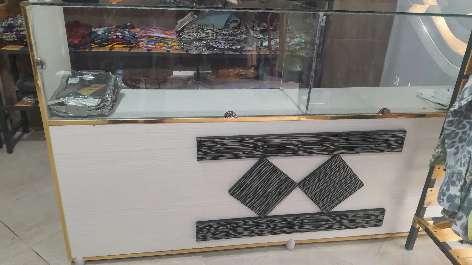 میز|فروشگاه و مغازه|ملایر, |دیوار