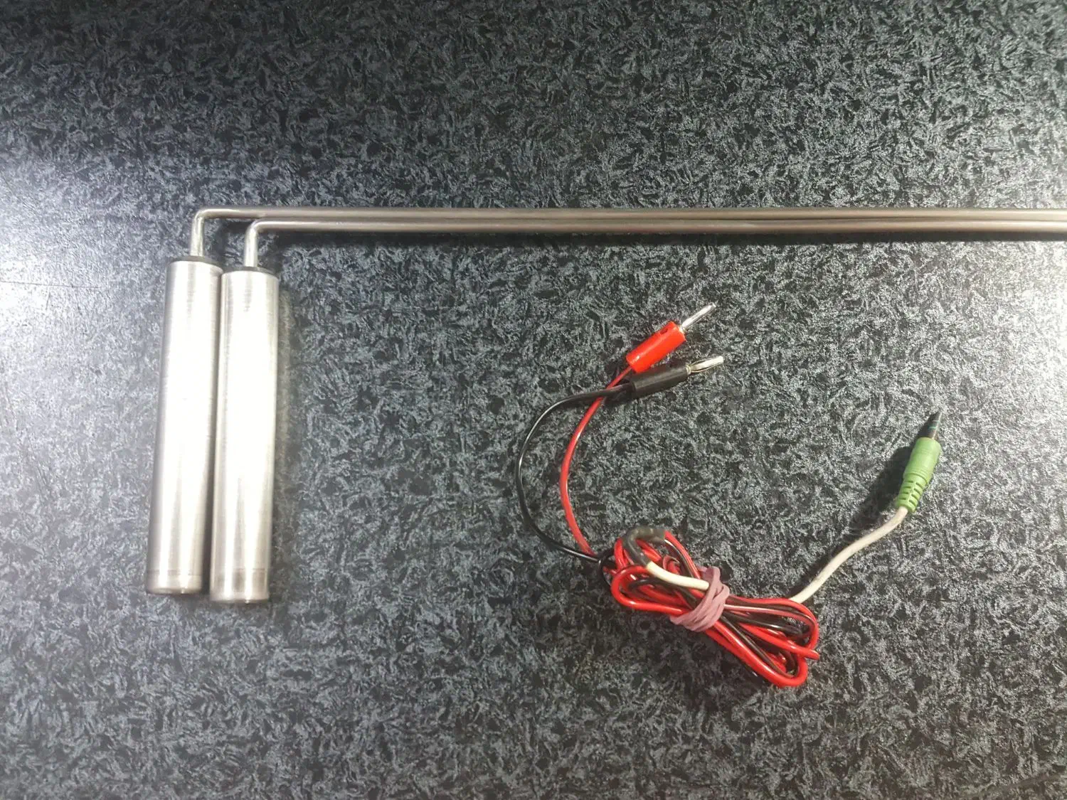 شاقول با وسایل|کلکسیون اشیاء عتیقه|اصفهان, آبشار|دیوار