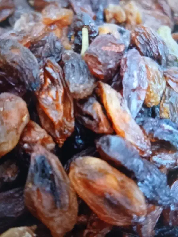 کشمش ومویز آفتابی کاشمر.ابگیری|خوردنی و آشامیدنی|اصفهان, نصرآباد|دیوار