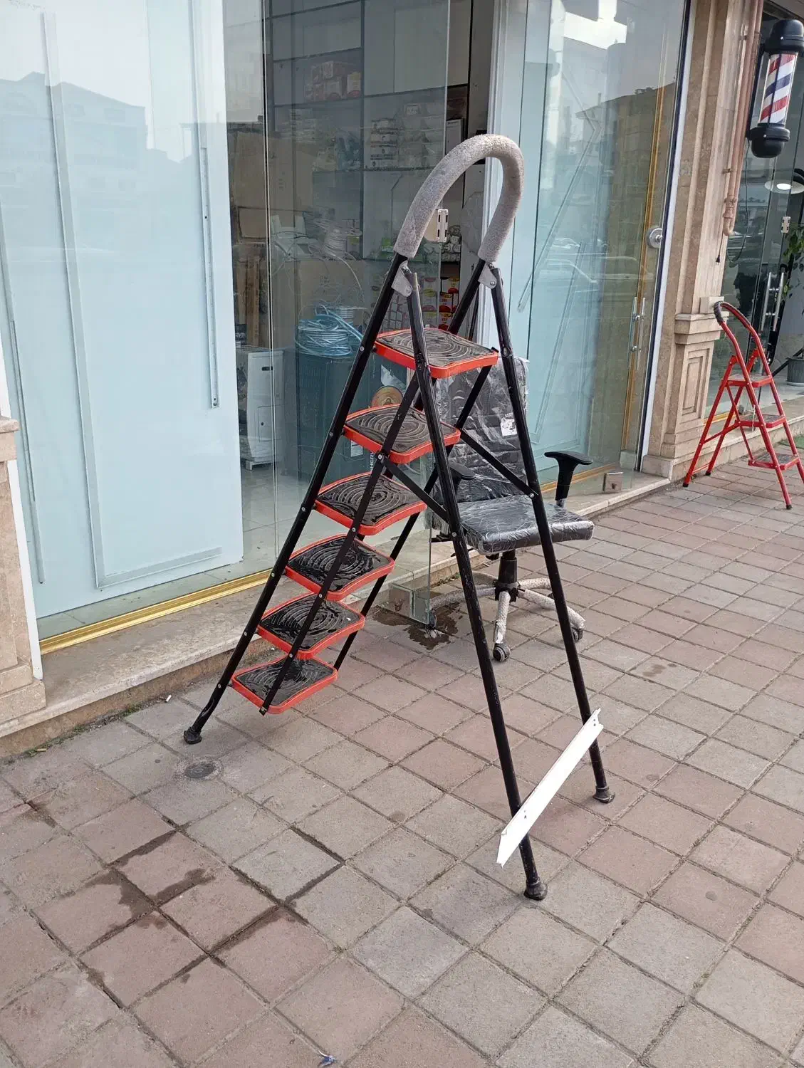 نردبون ۶ پله|ابزارآلات|رشت, یخسازی|دیوار