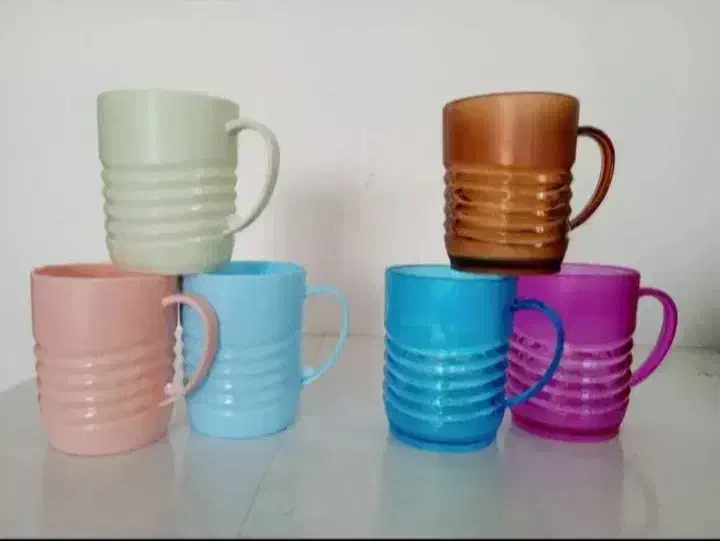 لیوان پلاستیکی جنس خوب دسته دار|ظروف نگهدارنده، پلاستیکی، یک‌بارمصرف|پردیس, فاز ۳|دیوار