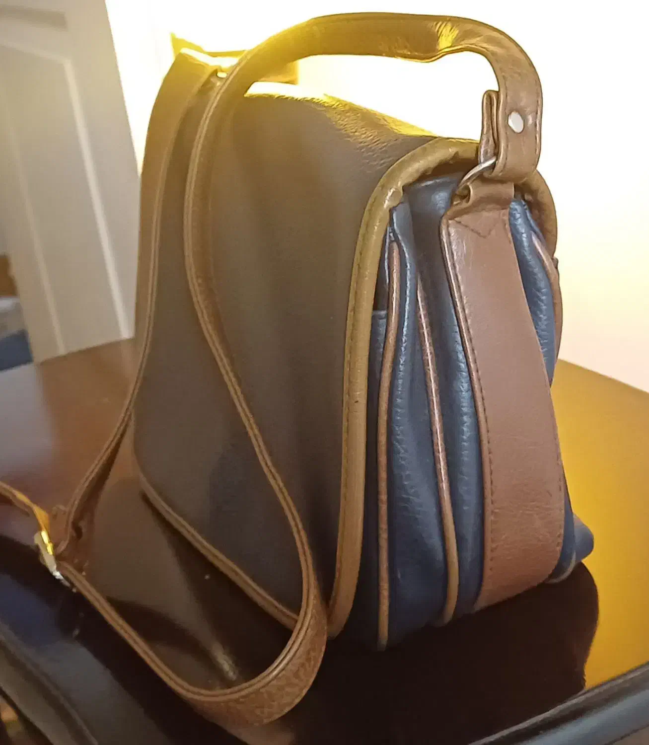 کیف دوشی چرم|کیف، کفش، کمربند|کرج, اصفهانی‌ها|دیوار