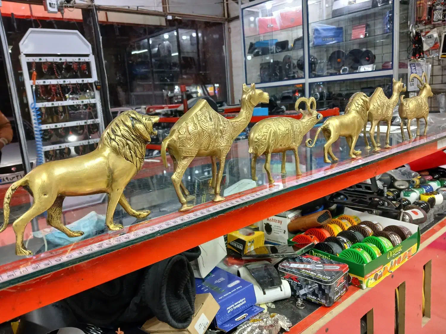 قدیمی|کلکسیون اشیاء عتیقه|خرم‌آباد, |دیوار