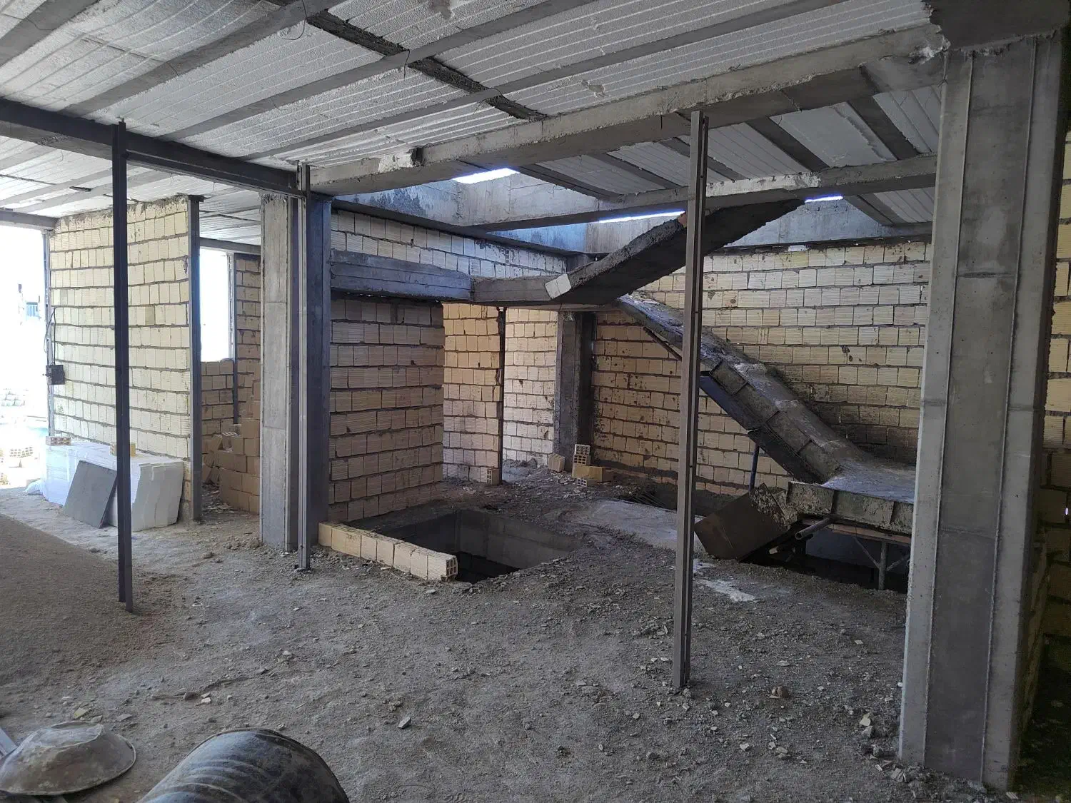 پیش فروش ۱۲۵ متری|پیشفروش املاک|خرمآباد, |دیوار