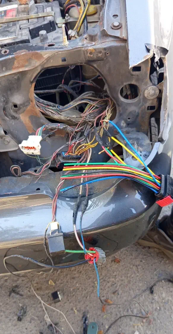 باطری سازی امیر+صدا گیری داخل خودرو|خدمات موتور و ماشین|قم, زنبیل آباد|دیوار