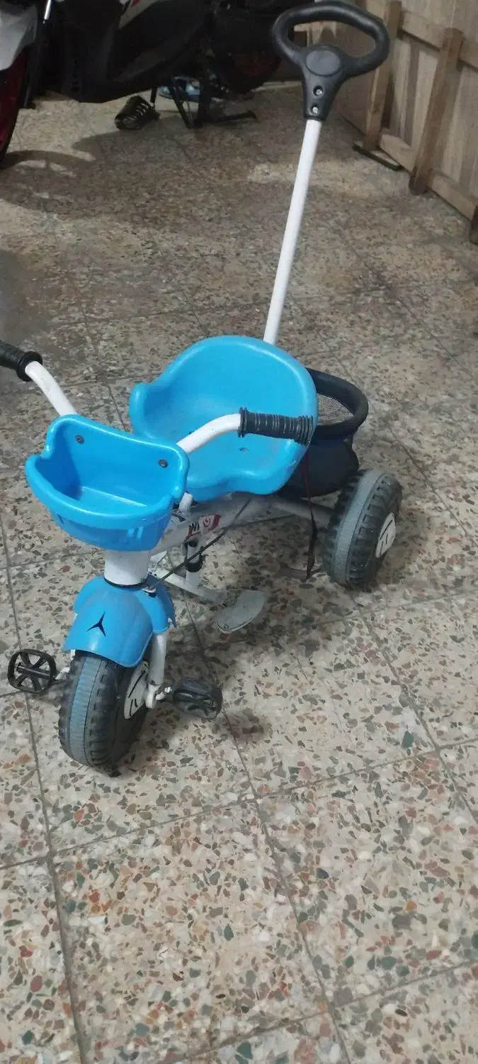 سه چرخه پسرونه|کالسکه و لوازم جانبی|رشت, شهرک شهید مفتح|دیوار