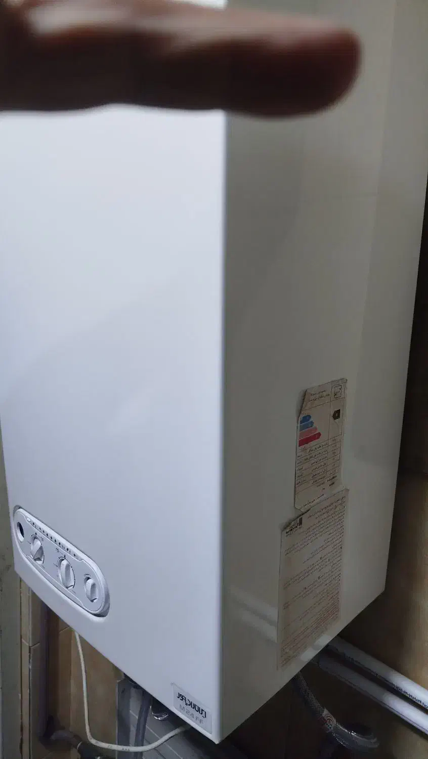 پکیج ۲۴هزار ایران رادیاتور بلوک برنجی|آبگرمکن، پکیج، شوفاژ|شهریار, شهرک وائین|دیوار