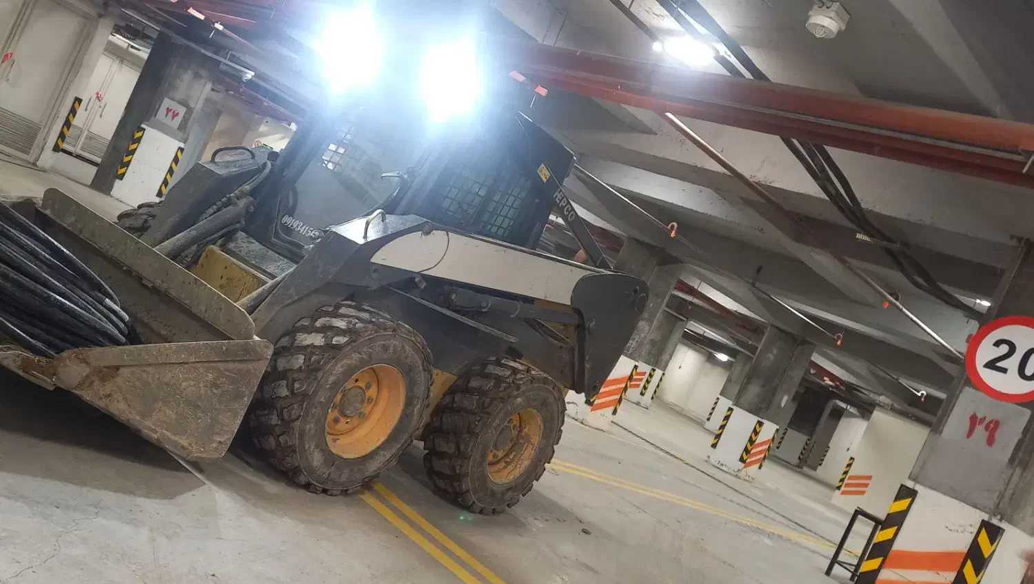 فروش بابکت نیوهلند ۱۸۵|خودرو سنگین|اسلامشهر, شهرک امام حسین (میان آباد)|دیوار