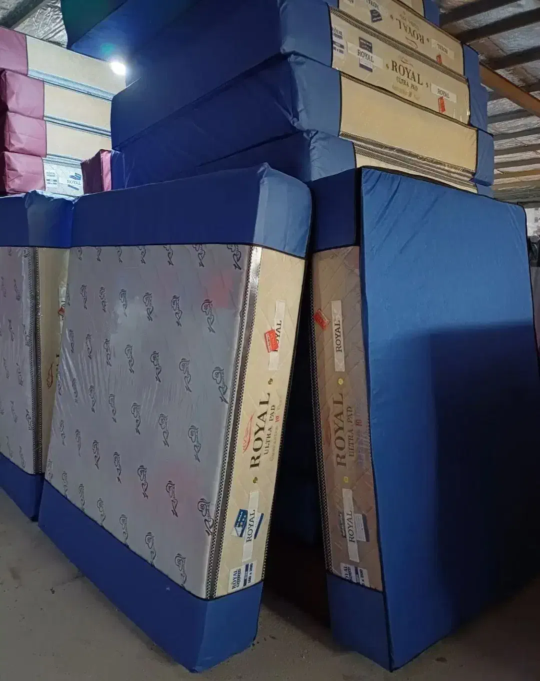 هلدینگ تشک از محشر ترین کالکشن های بروز دنیا|تشک تختخواب|رباطکریم, پرندک|دیوار