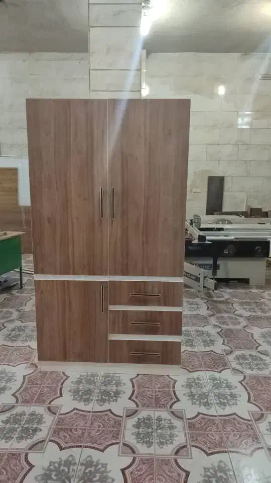 فروش یه عدد کمد لباسی و میز کار|جاکفشی، کمد، دراور|فلارد, |دیوار