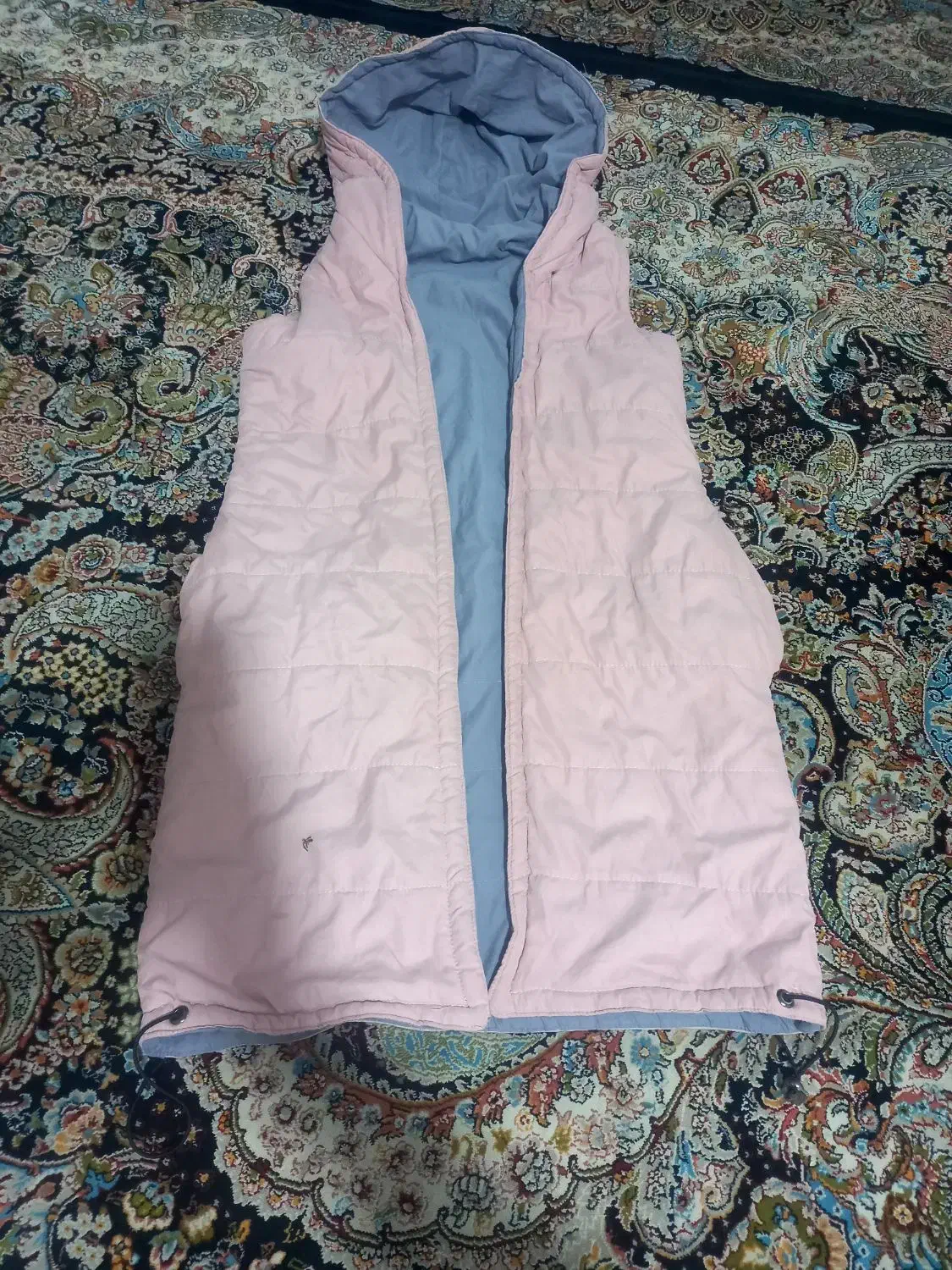 کاپشن|لباس|گرگان, |دیوار