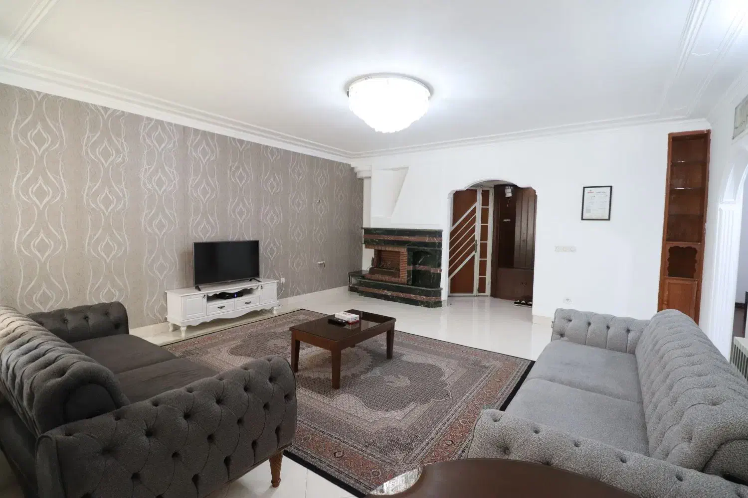 مبله روزانه بهاران|اجارهٔ کوتاه‌مدت آپارتمان و سوئیت|شیراز, معالی‌آباد|دیوار