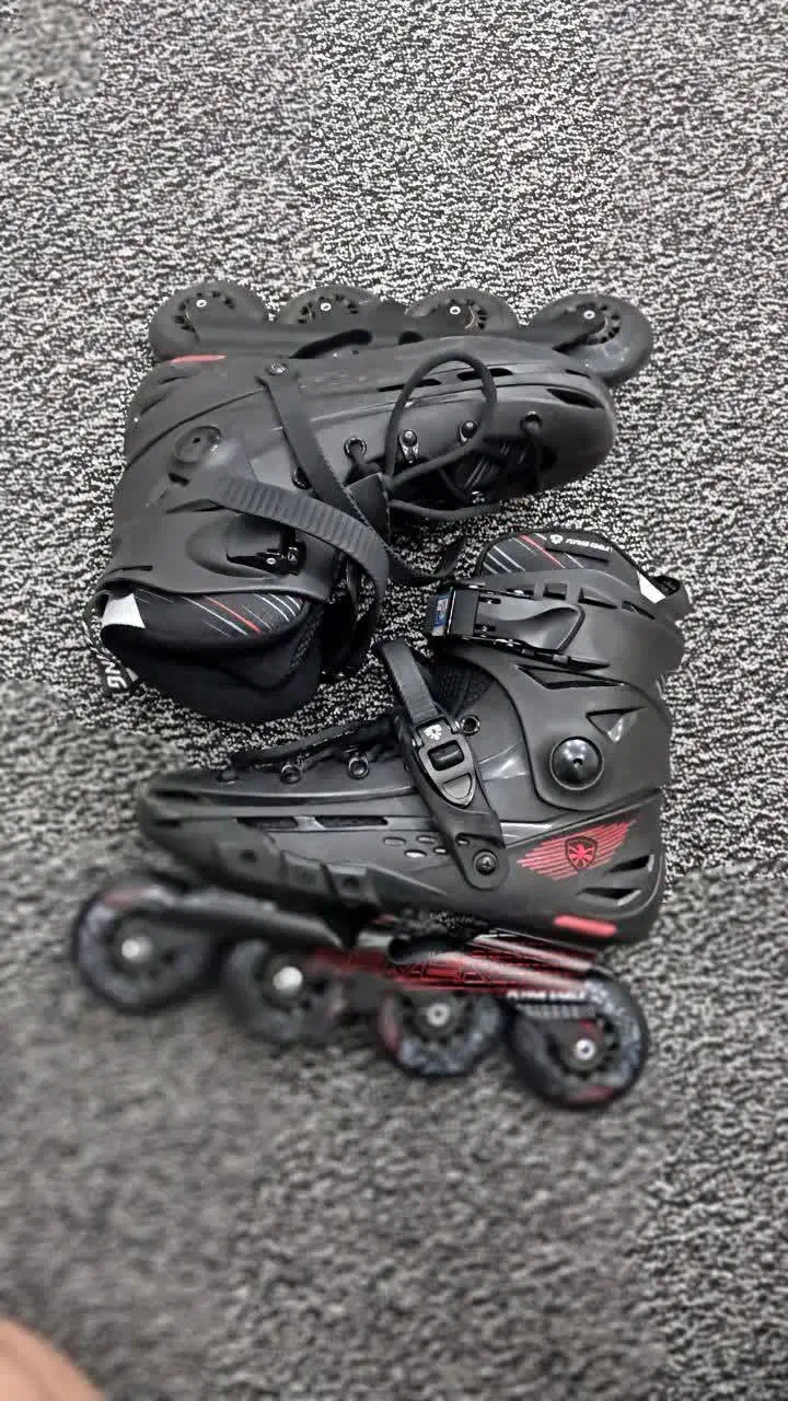 کفش اسکیت نو|دوچرخه، اسکیت، اسکوتر|قم, هنرستان|دیوار