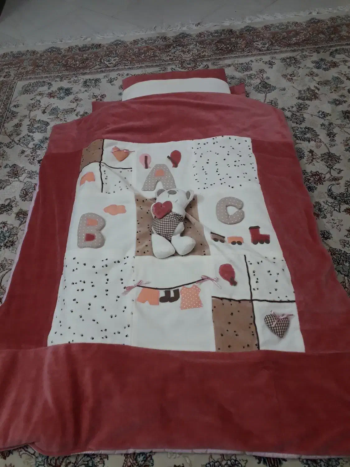 ست لحاف و تشک نوزاد. خارجی. کاملا نو|اسباب و اثاث بچه|کرج, حصار|دیوار