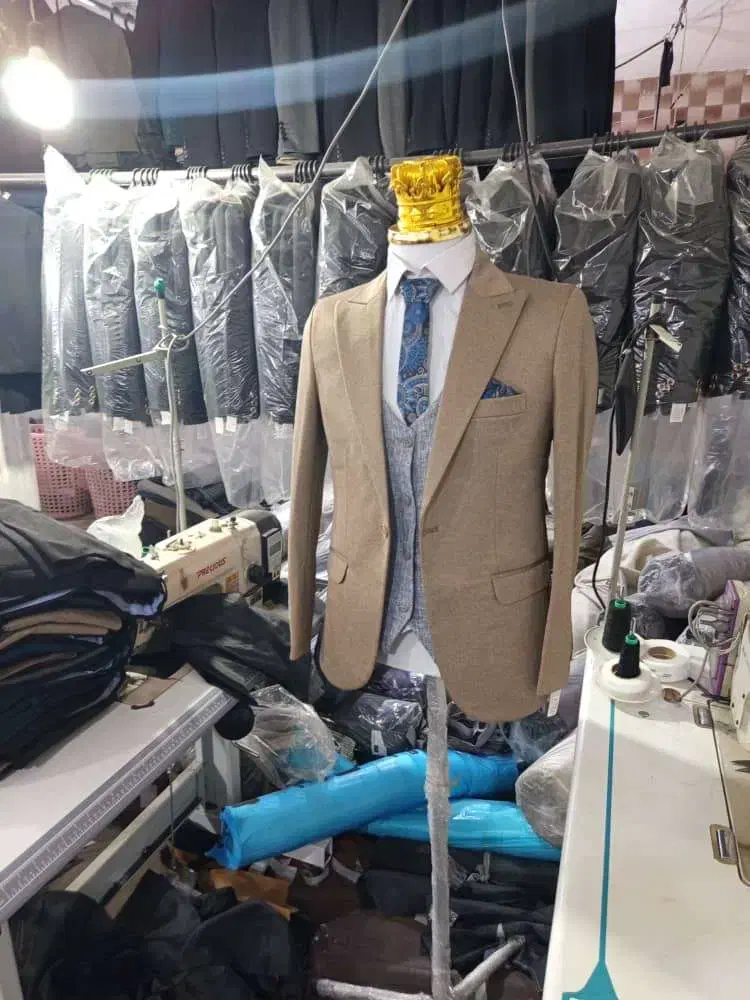 تولیدی کت و شلوار مردانه و بچگانه و نوجوان|لباس|خاوران, |دیوار