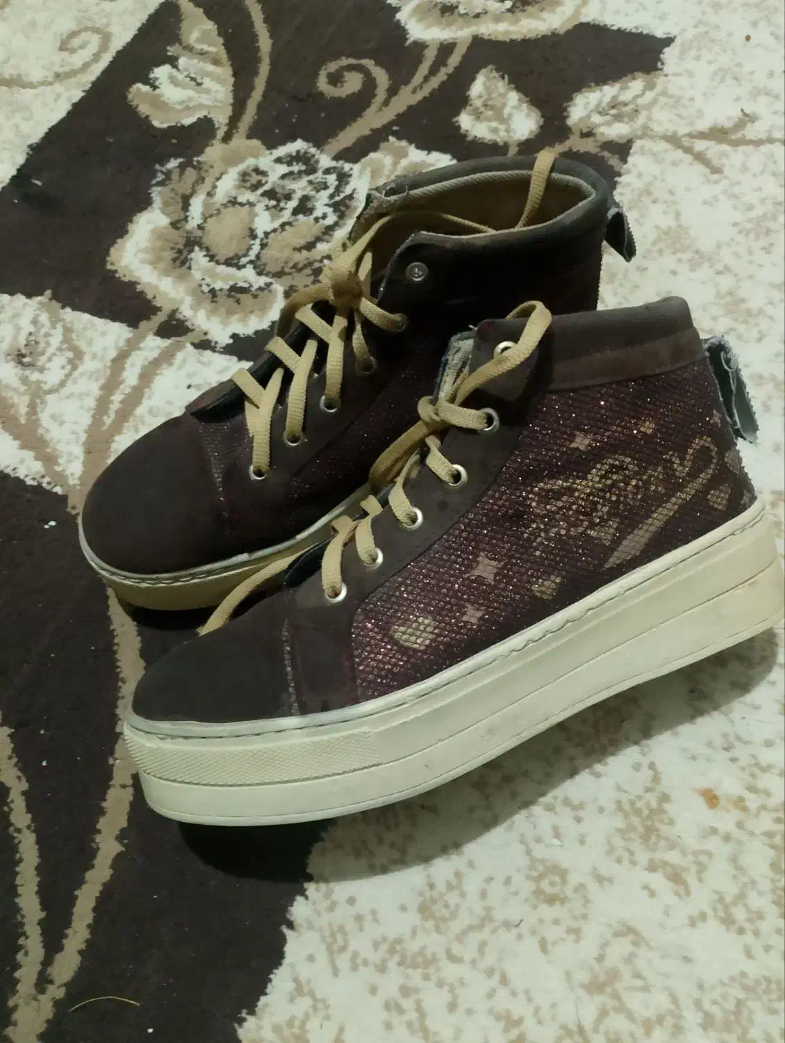 کفش|کیف، کفش، کمربند|مشهد, خواجه ربیع|دیوار