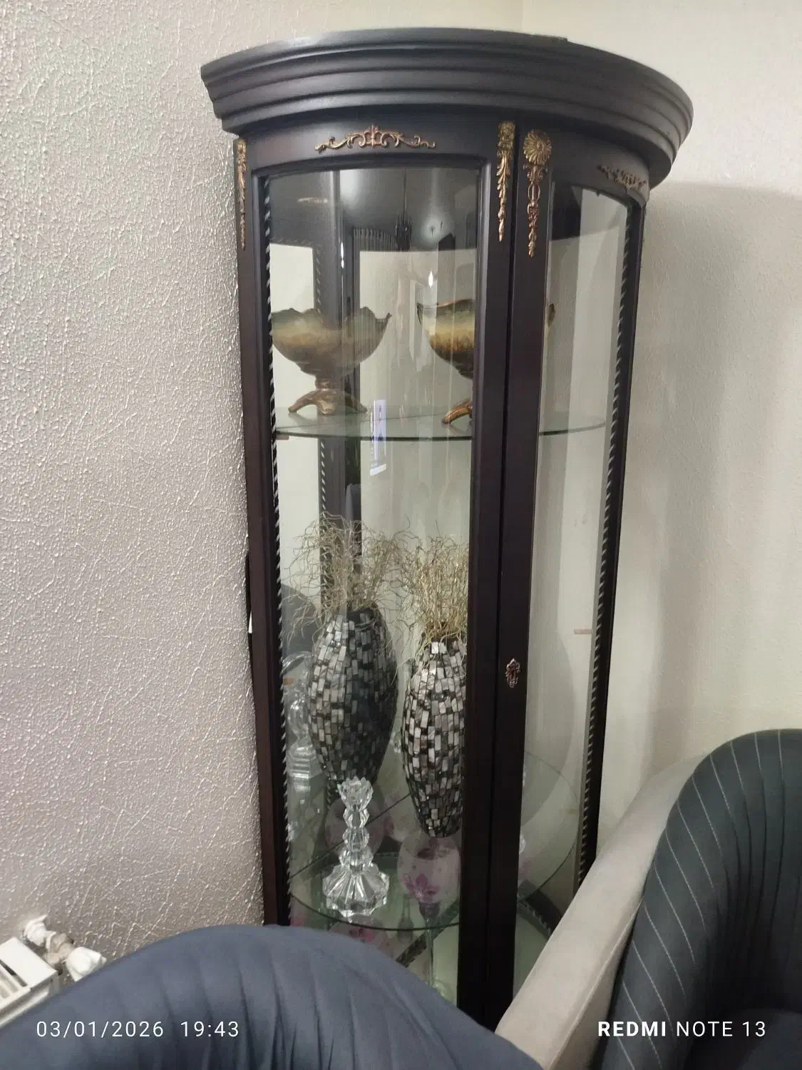 ویترین  پایه دار|بوفه، ویترین، کنسول|شاهین‌شهر, مسکن مهر|دیوار