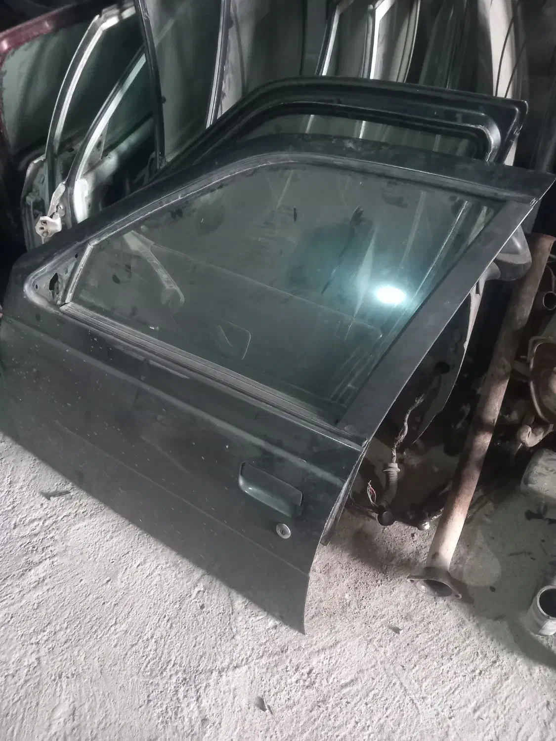 درب خودروپژو۴۰۵ اکسل گیربکس اتاق نیسان جویباری|قطعات یدکی و لوازم جانبی|همدان, |دیوار