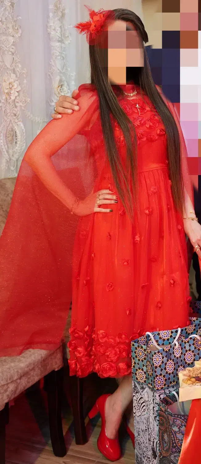 لباس یلدا|لباس|آستانه اشرفیه, |دیوار