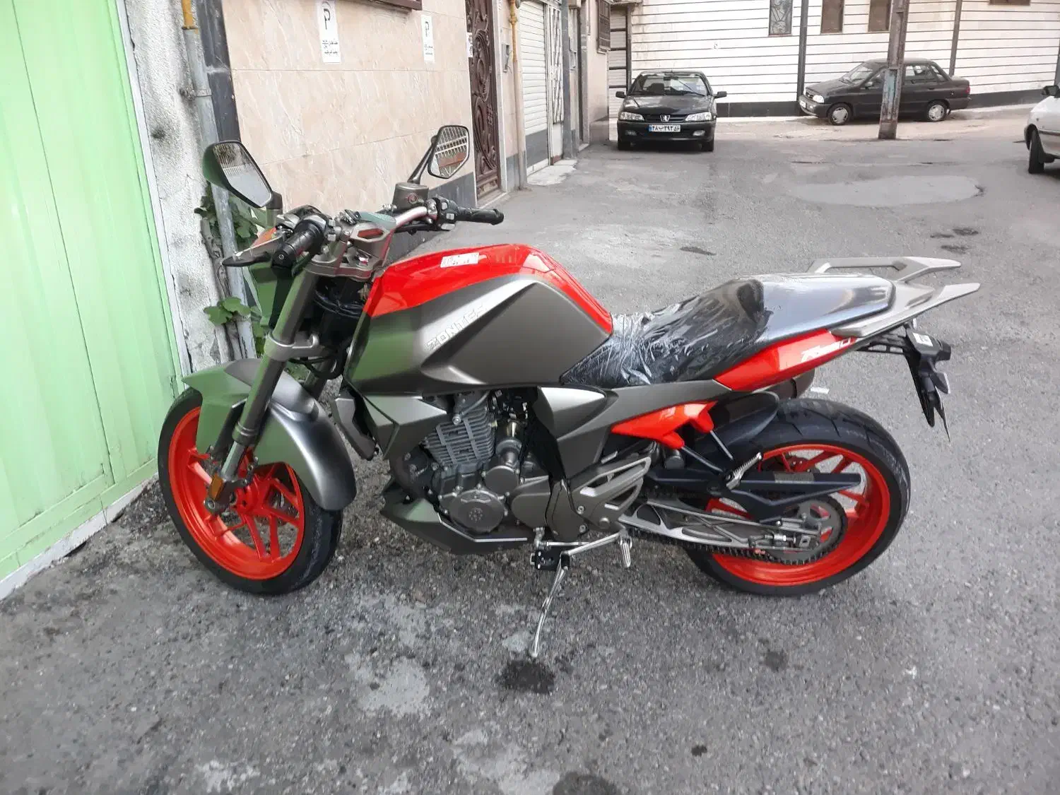 زانوی ۲۵۰ مدل۹۹|موتورسیکلت|رشت, دیانتی|دیوار