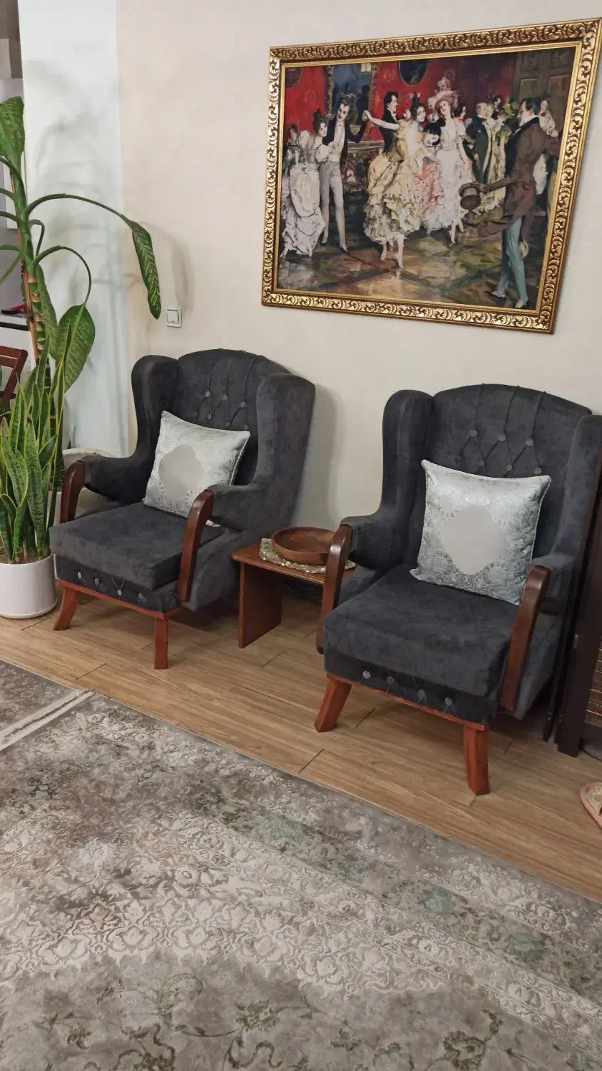 مبل چستر 8نفره به همراه چهار صندلی تک|مبلمان خانگی و میز عسلی|پاکدشت, پاکدشت (مامازند)|دیوار