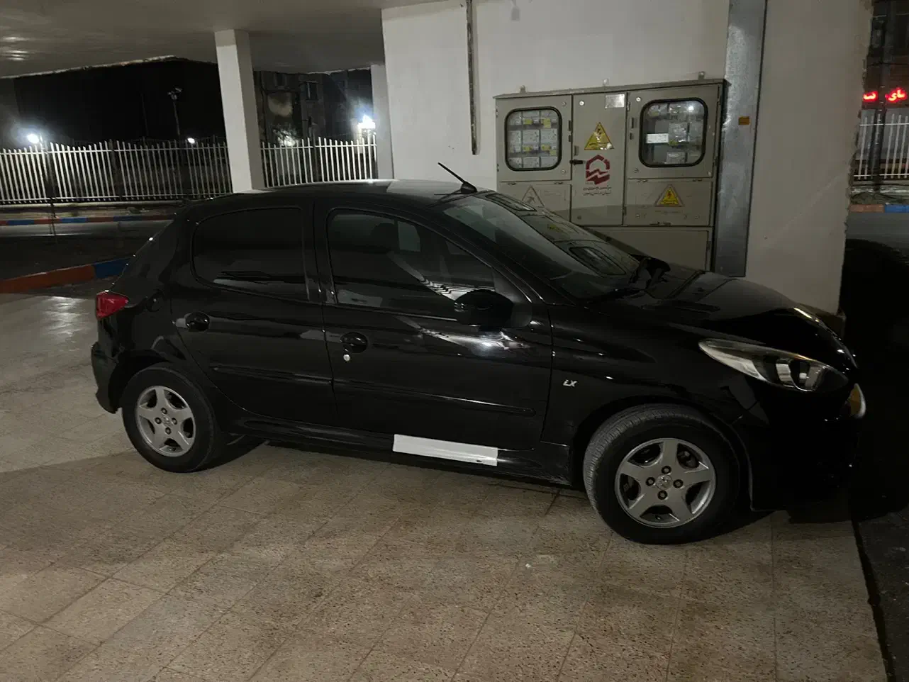 207دنده مشکی|خودرو سواری و وانت|مشهد, مشکینی (شهرک غرب)|دیوار