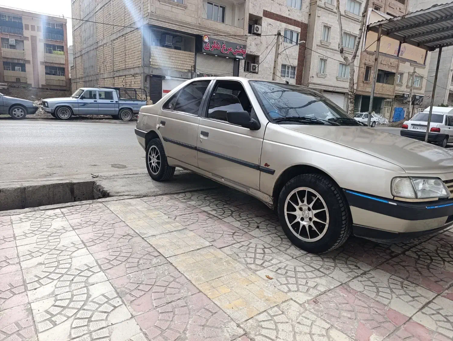 پژو ۴۰۵ پژ ۸۳|خودرو سواری و وانت|خرم‌آباد, |دیوار