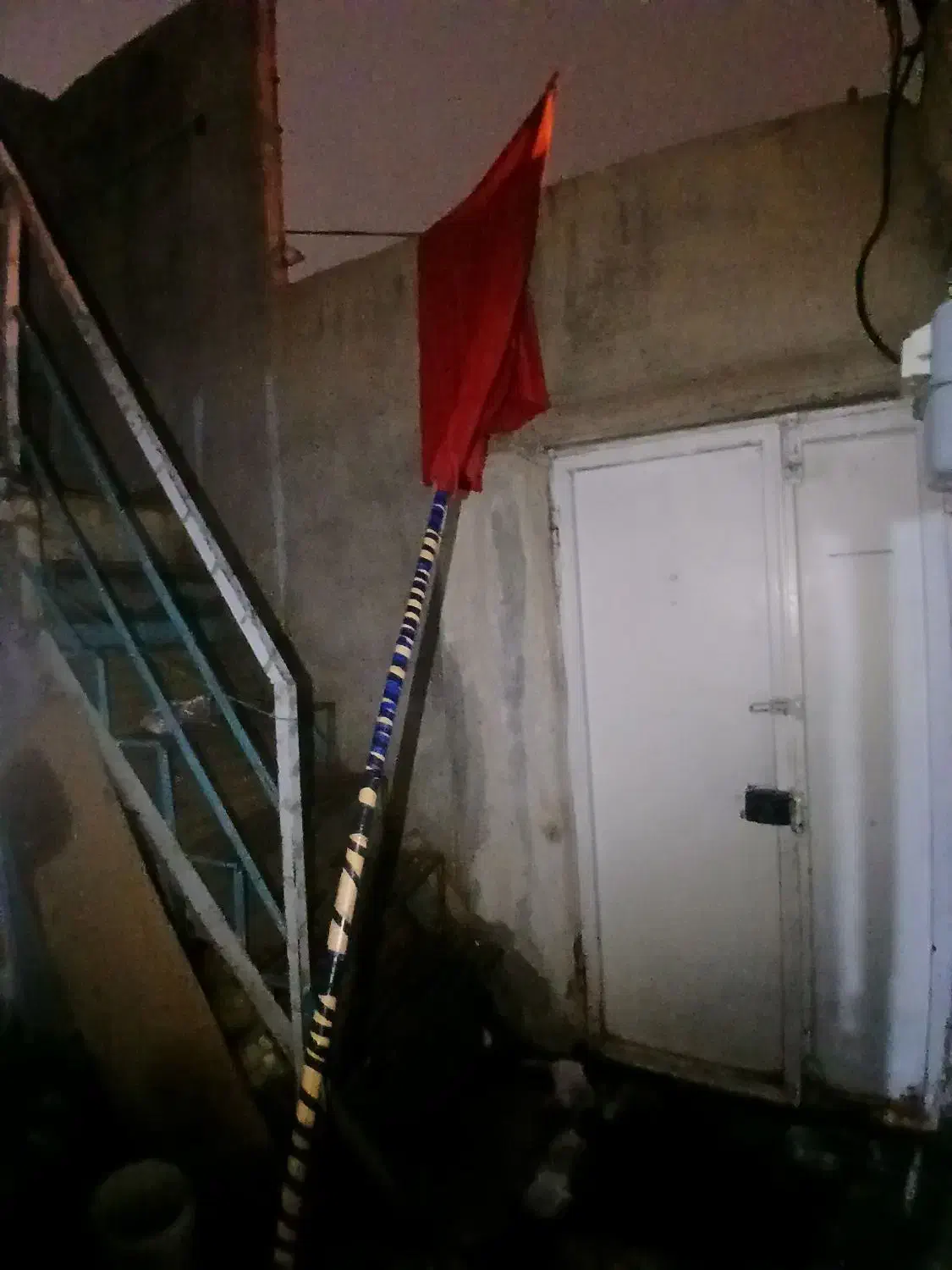 طبل پرچم|درام و پرکاشن|تبریز, |دیوار