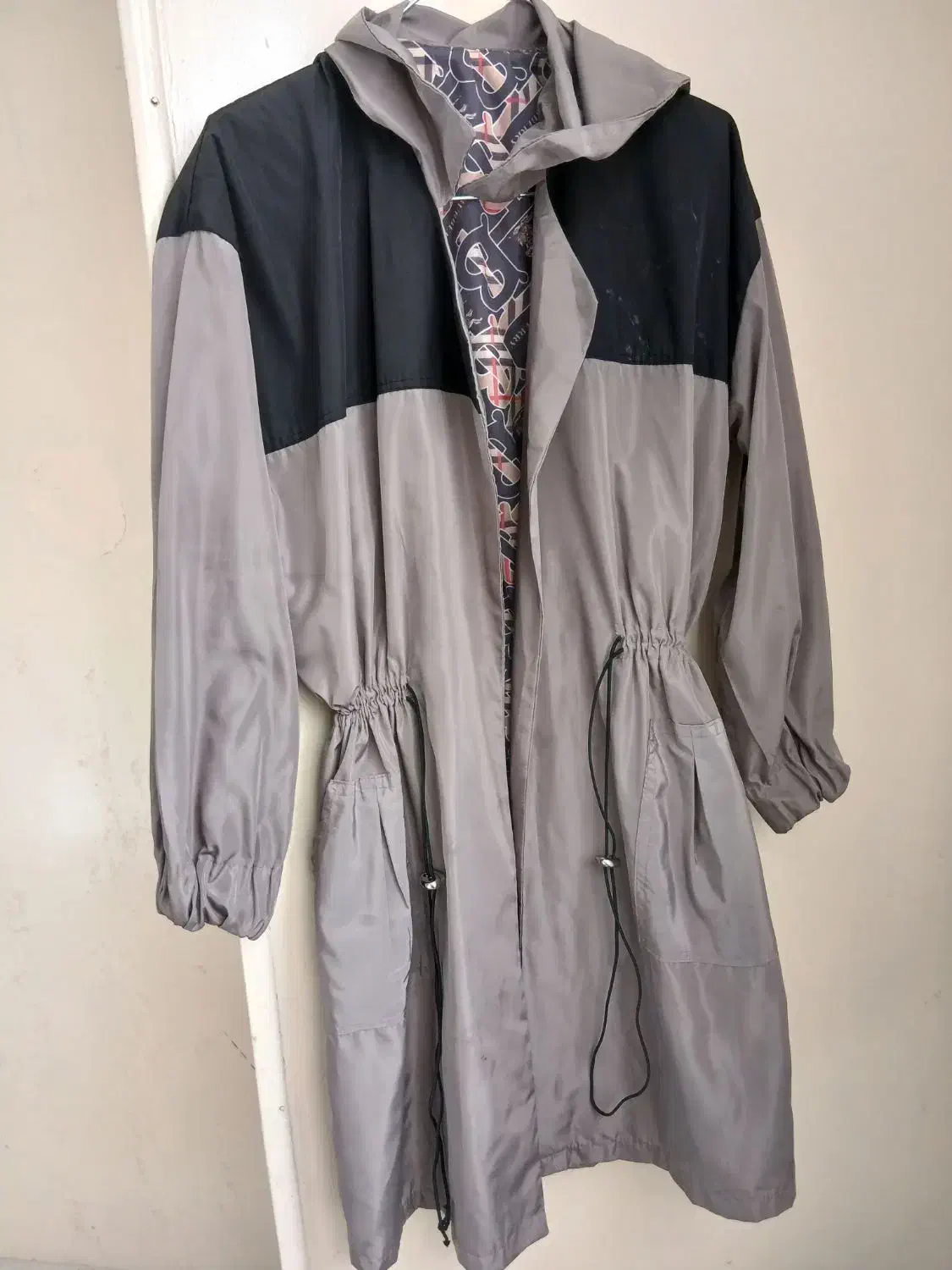 مانتومجلسی|لباس|بیرجند, |دیوار