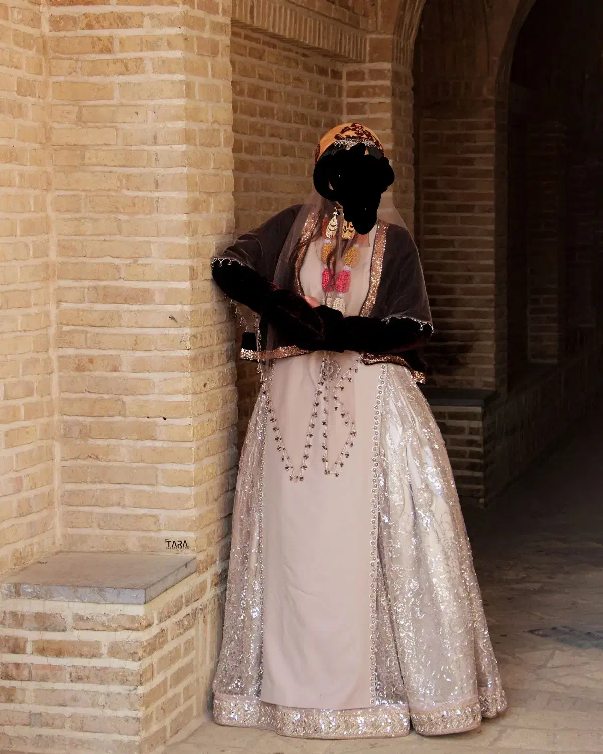 لباس محلی|لباس|شهرضا, |دیوار