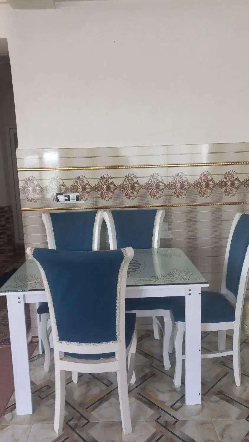 میزغذاخوری/ماکروفر|میز و صندلی غذاخوری|نقده, |دیوار