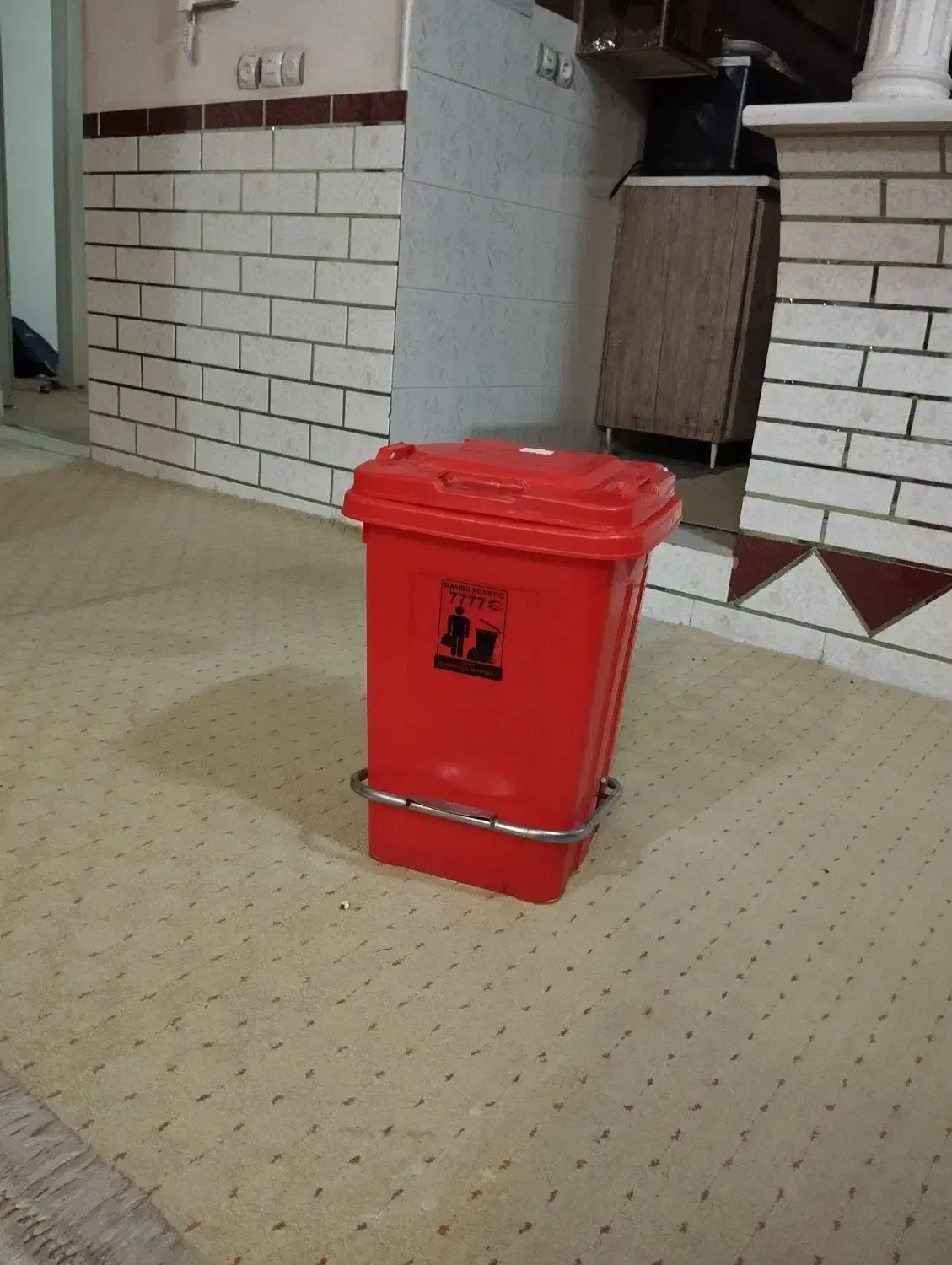 سطل زباله مغازه|لوازم نظافت|ساوه, |دیوار