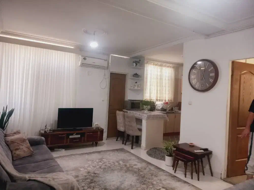 ۶۷متری۱خوابه طبقه۱ بر اصلی(اول جاده انزلی)|فروش آپارتمان|رشت, هلال احمر|دیوار