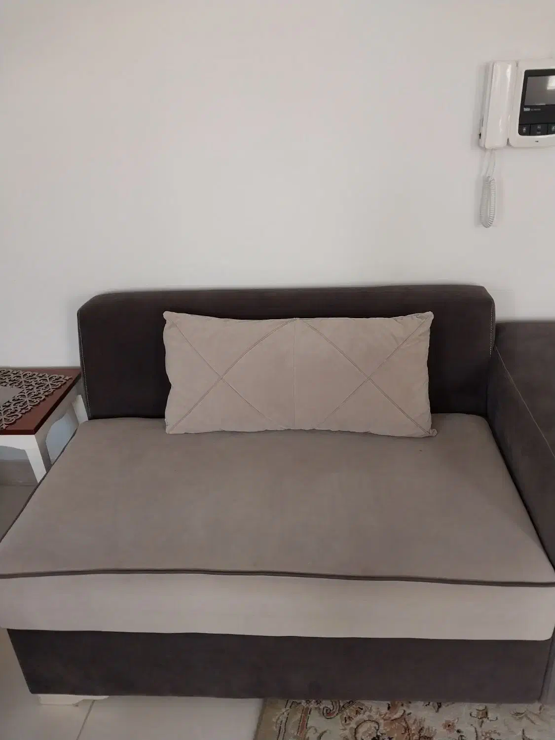 مبل ۷ نفره|مبلمان خانگی و میز عسلی|رشت, گلباغ نماز|دیوار