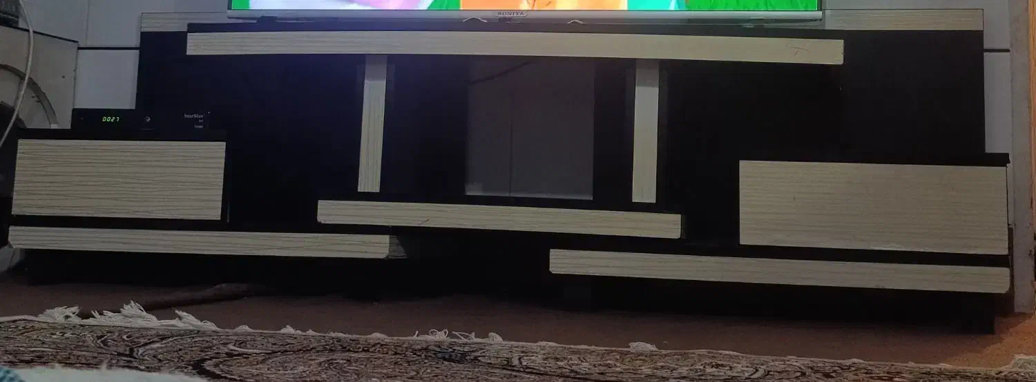 تیوی|میز تلویزیون|ساوه, |دیوار