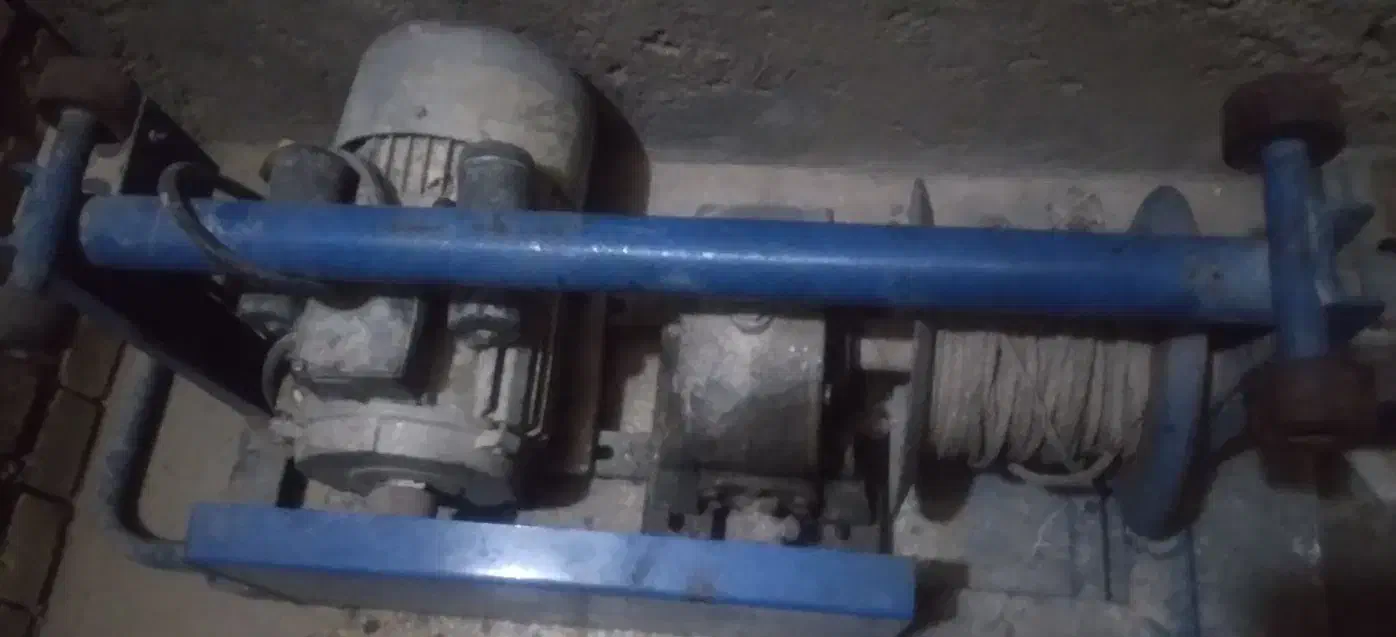 بالابر|ماشین‌آلات صنعتی|اندیمشک, |دیوار