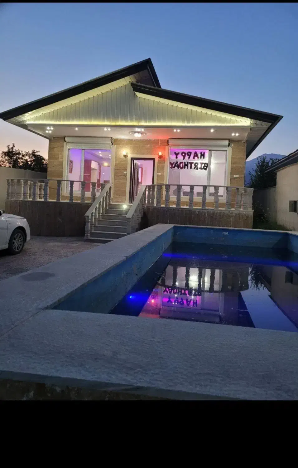 اجاره ویلااستخردارروزانه|اجارهٔ کوتاه‌مدت ویلا و باغ|دماوند, دماوند|دیوار