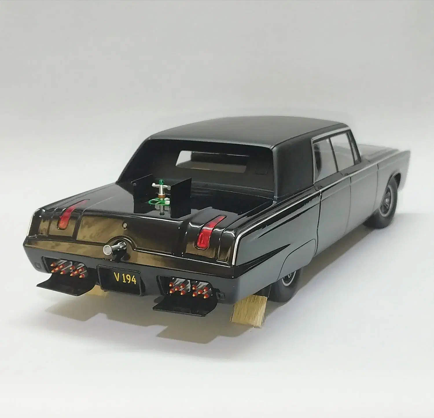 ماکت آمریکایی کرایسلر (فیلم زنبور سبز) مقیاس 1/18|اسباب‌‌بازی|تهران, آرژانتین|دیوار