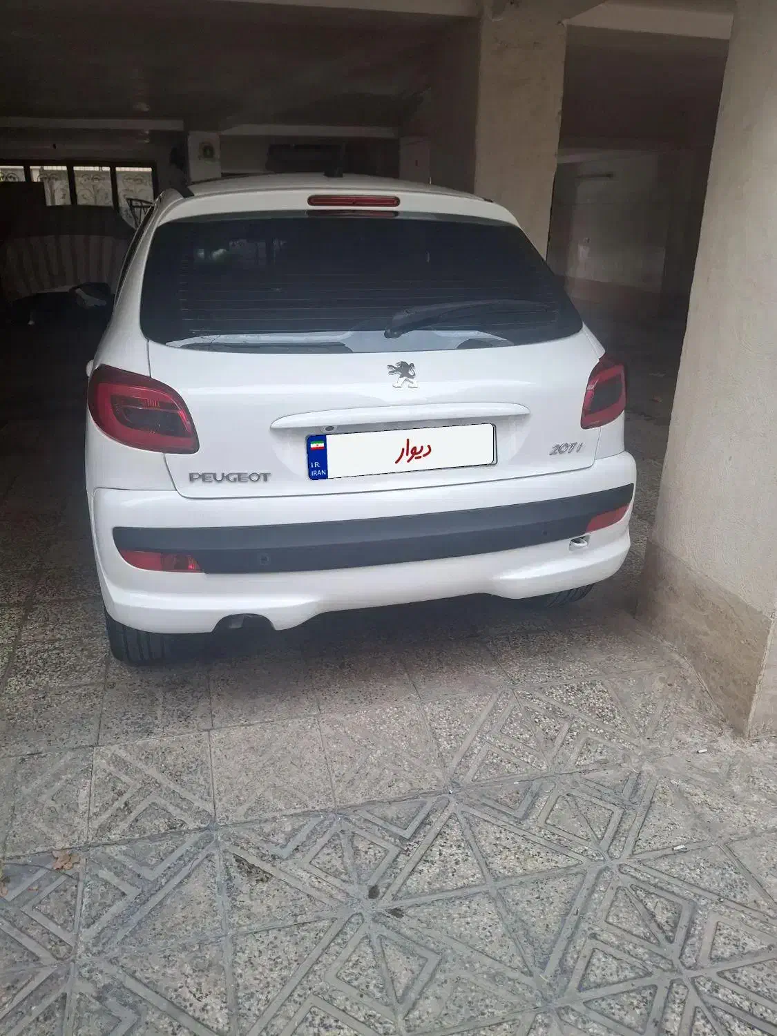 ۲۰۷ سقف شیشه ال رنگ ۱۴۰۰|خودرو سواری و وانت|باقرشهر, |دیوار