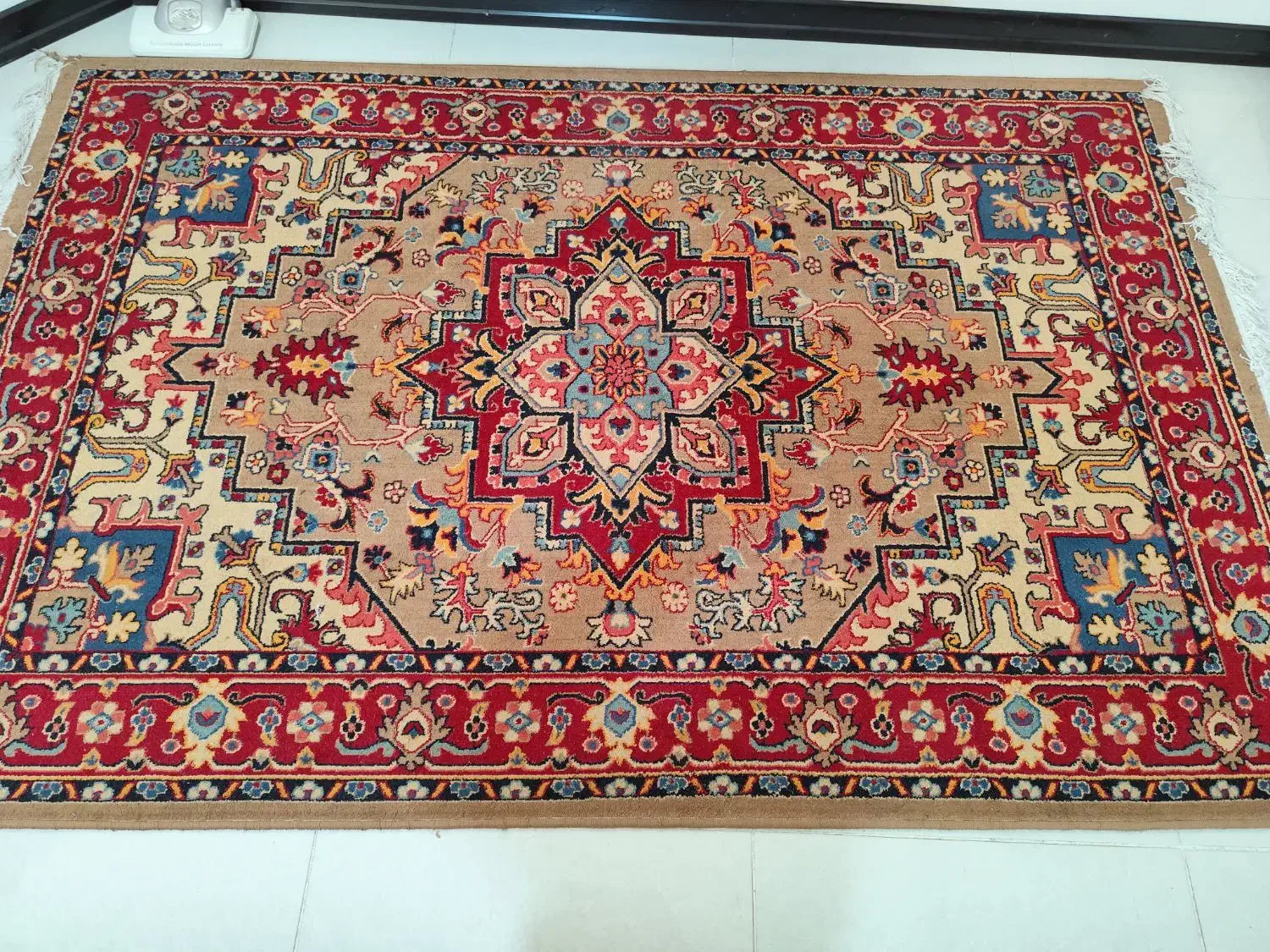 یک تخته فرش کبیر یزد|فرش|اصفهان, ملک‌شهر|دیوار