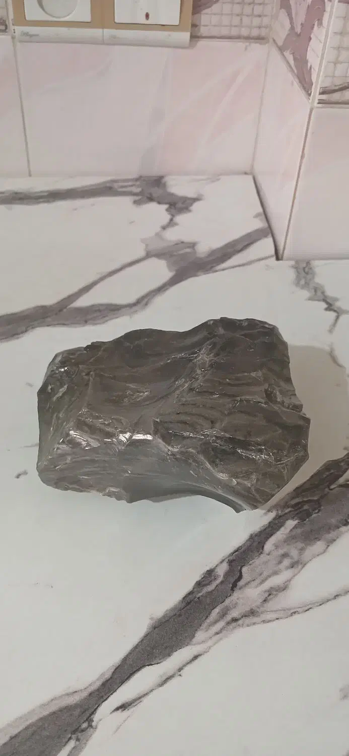 فروش سنگ آبسیدین|کلکسیون اشیاء عتیقه|چالوس, |دیوار