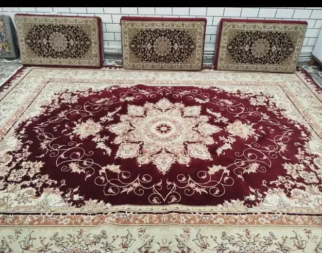 فرش و پشتی|فرش|ساوه, |دیوار