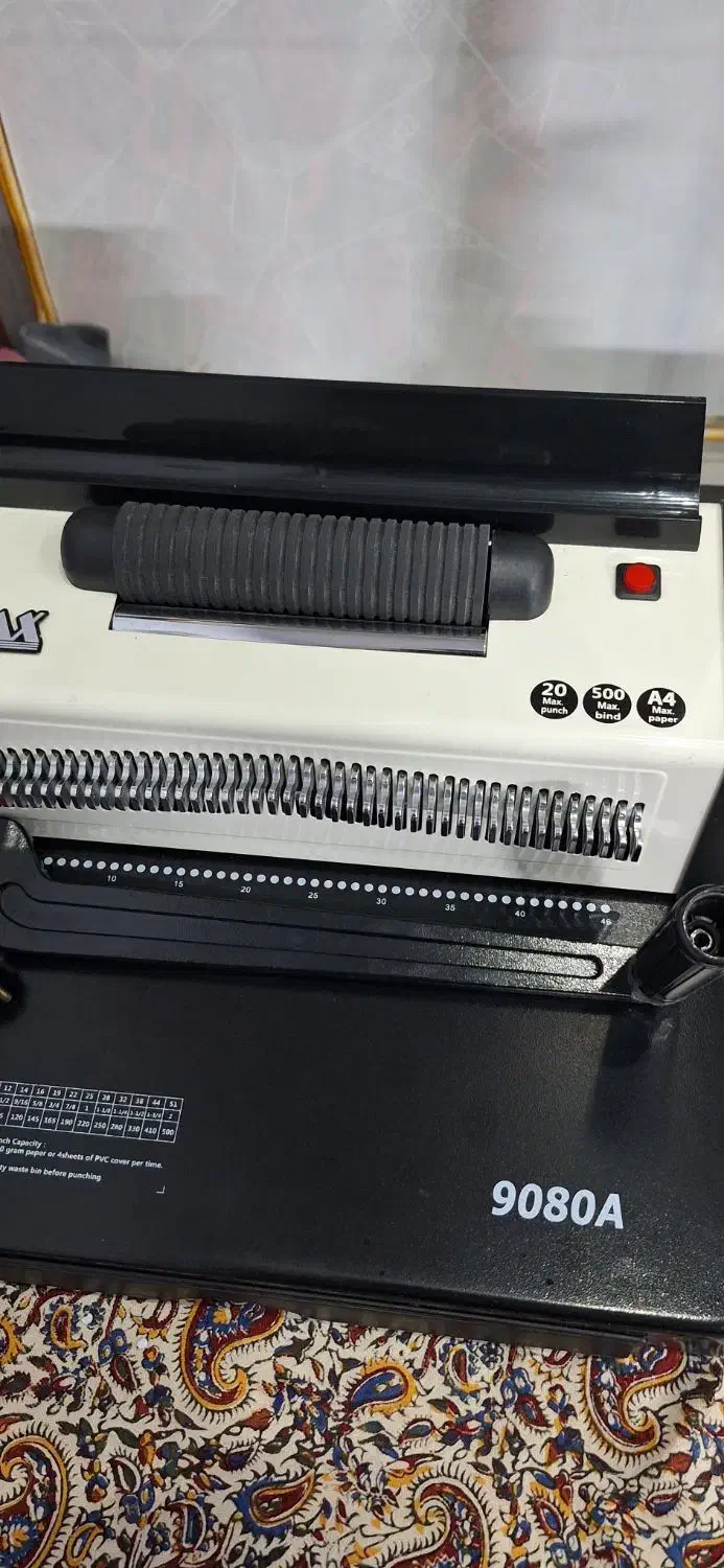 دستگاه پانچ و فنرزن|لوازم التحریر|جهرم, |دیوار