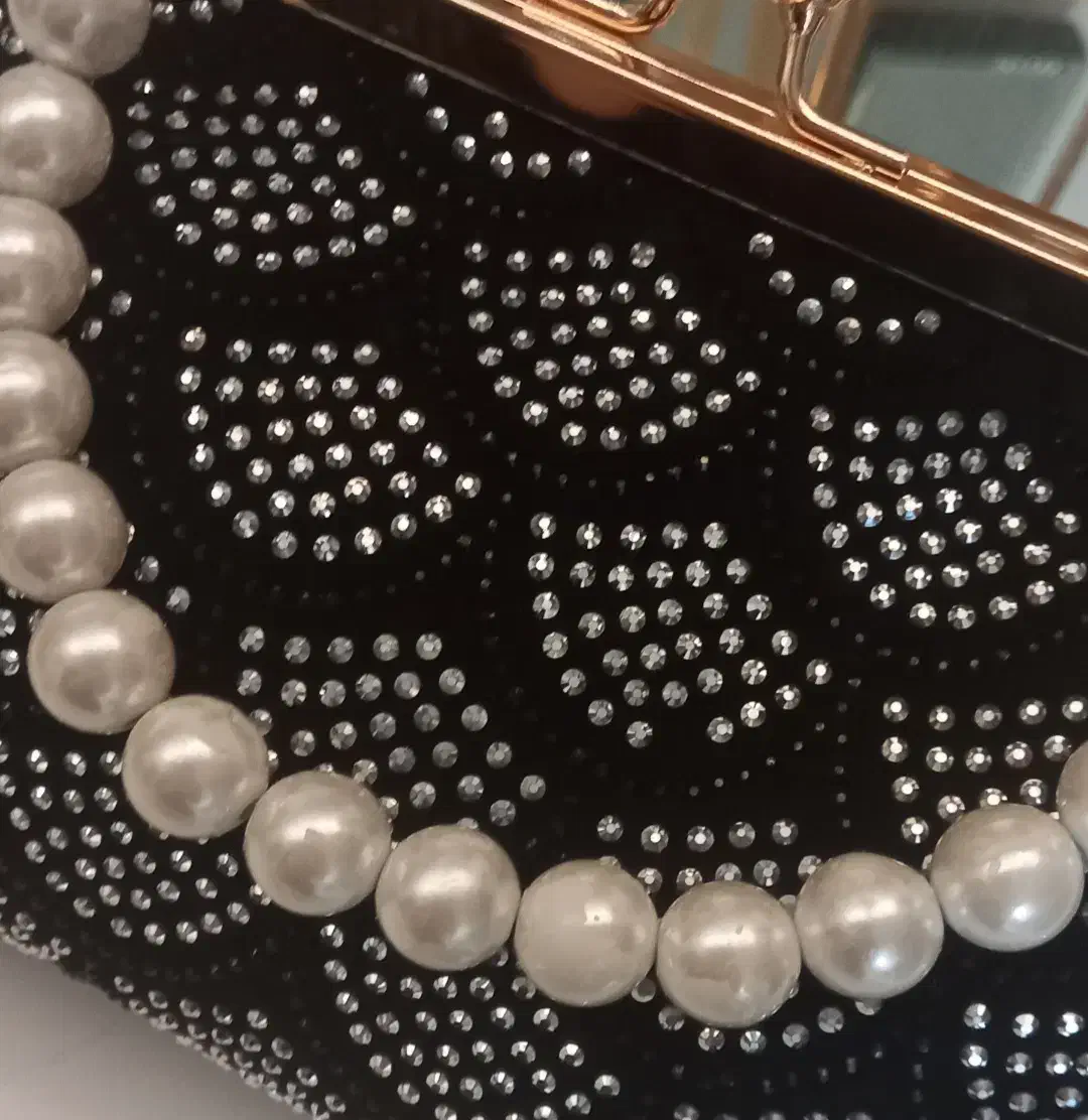 کیف مجلسی|کیف، کفش، کمربند|ری, جوانمرد قصاب|دیوار