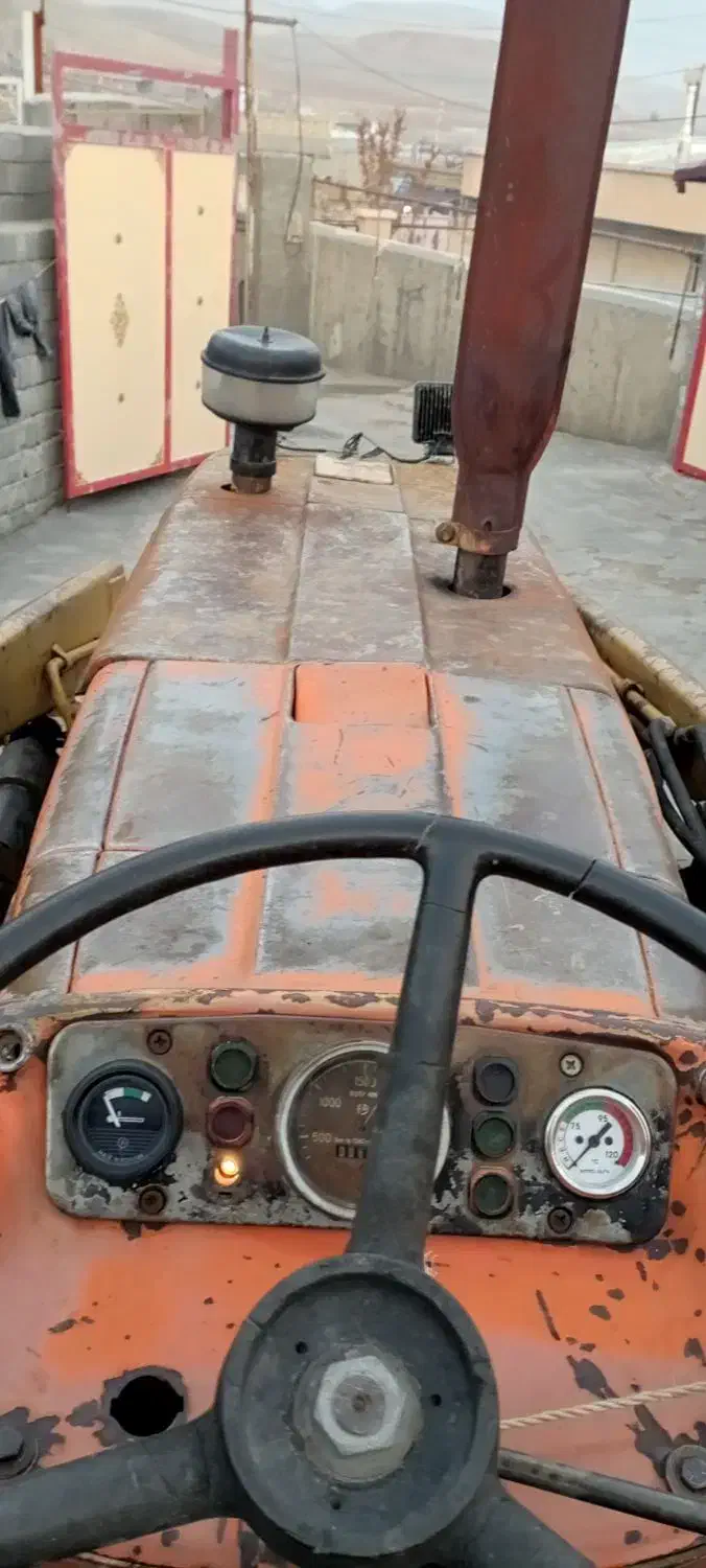 تراکتور رومانی مدل69 فرمان هیدرولیک|خودرو سنگین|اشنویه, |دیوار