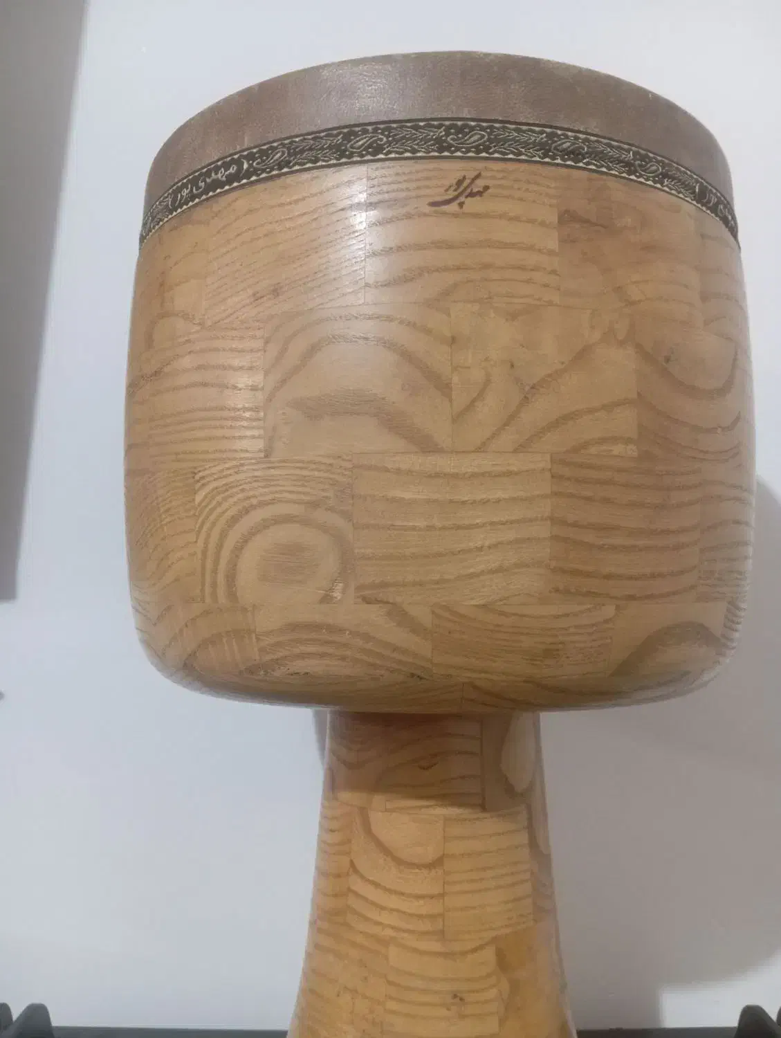 تنبک چوبی(ضرب)|سازهای سنتی|گلپایگان, |دیوار