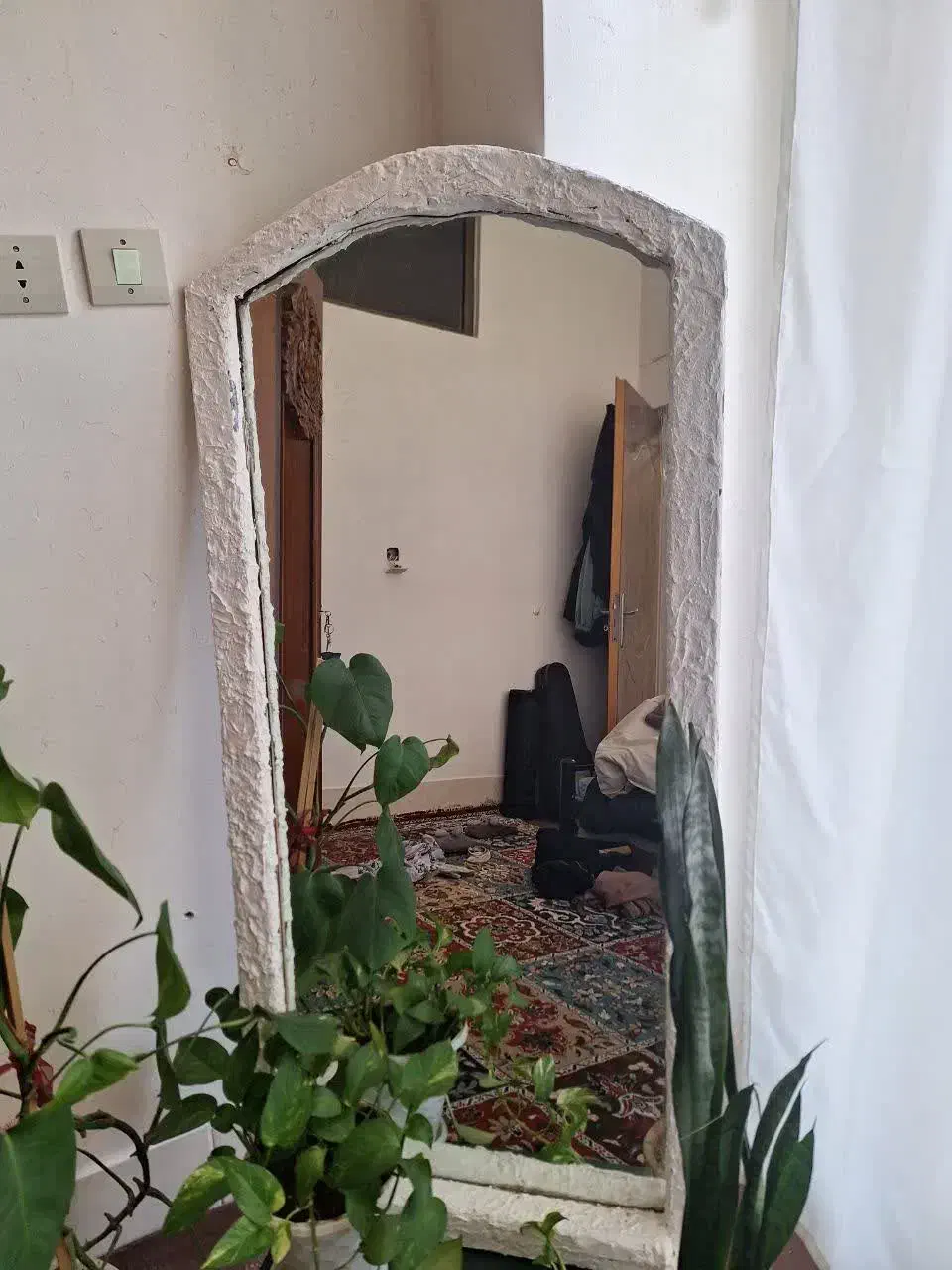 آینه قدی|آینه|اصفهان, جوزدان الیادران|دیوار